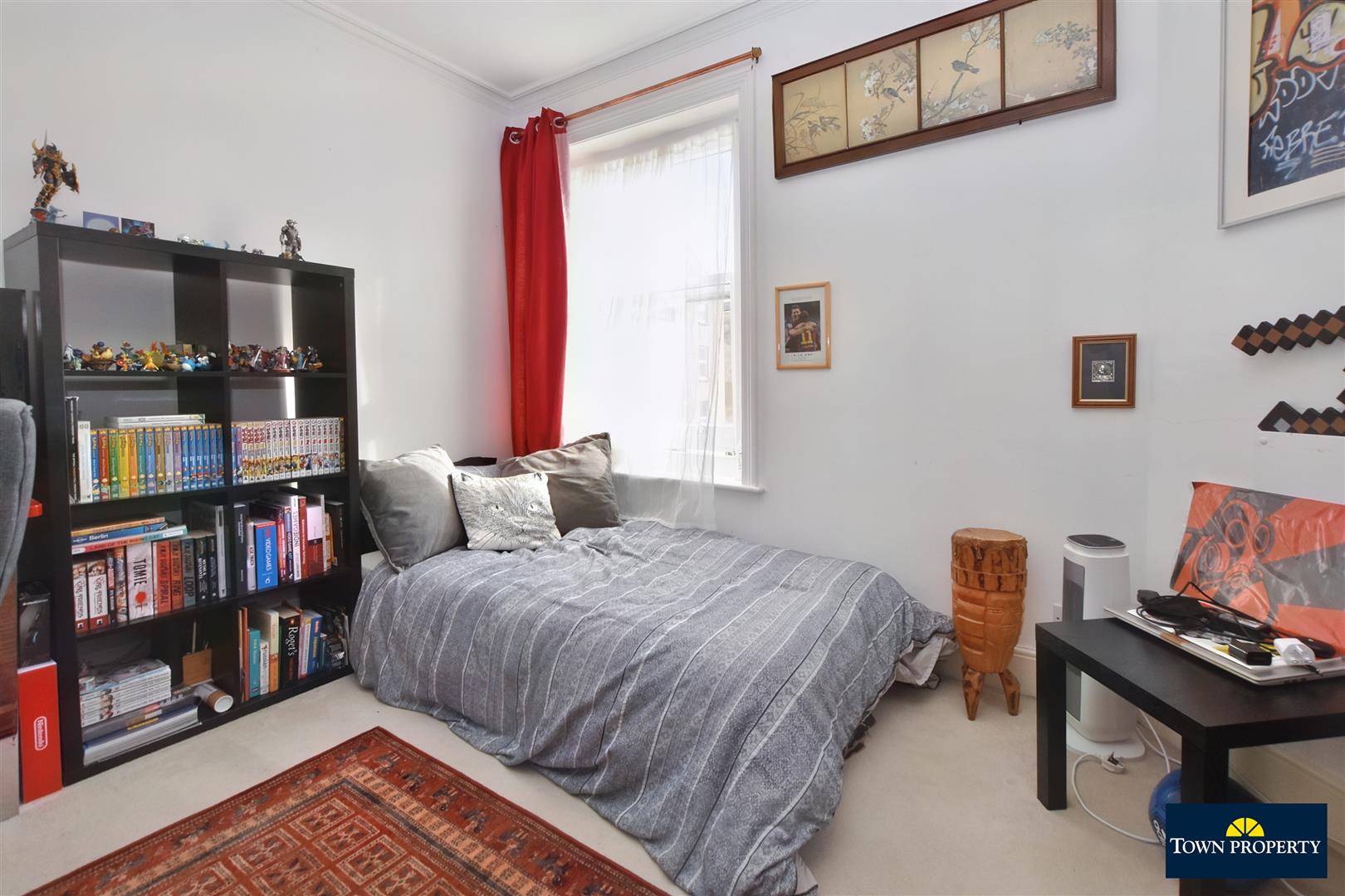 Property Details for Wilmington Square Eastbourne BN21 4EA Town